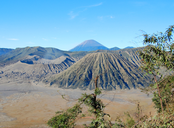 http://www.lasouriscoquette.com/wp-content/uploads/2013/05/bromo18.jpg