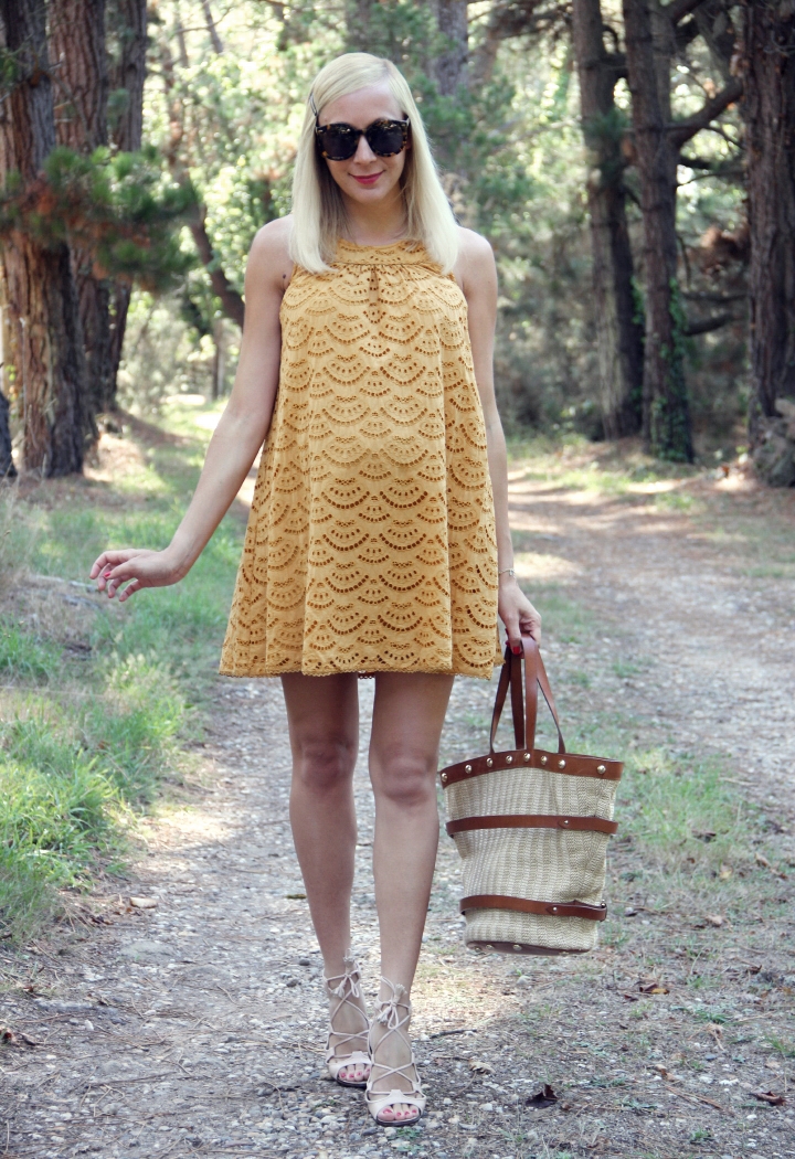 la-souris-coquette-blog-mode-enceinte-grossesse-35-semaines-robe-ba&sh-dentelle-4