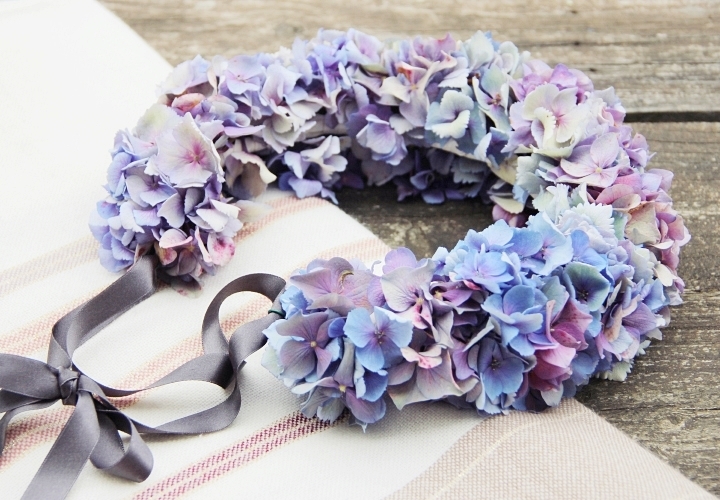 la-souris-coquette-blog-mode-DIY-couronne-de-fleurs-hortensia-13